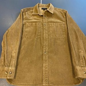 Banana Republic corduroy button up. Color brown. Size large.